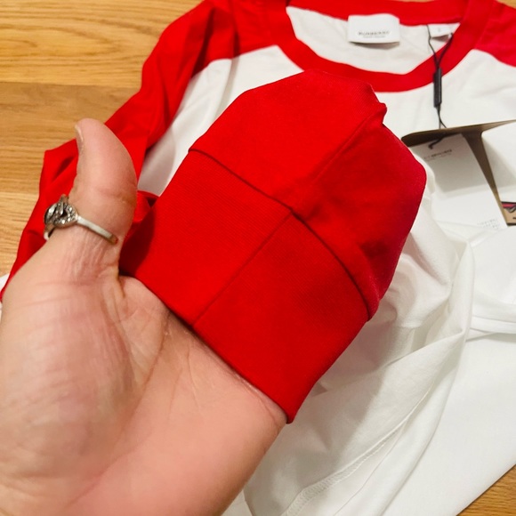 NWT Men’s Small/Women’s Medium Burberry Rory Monogram Motif Sweatshirt White/Red - Picture 11 of 14